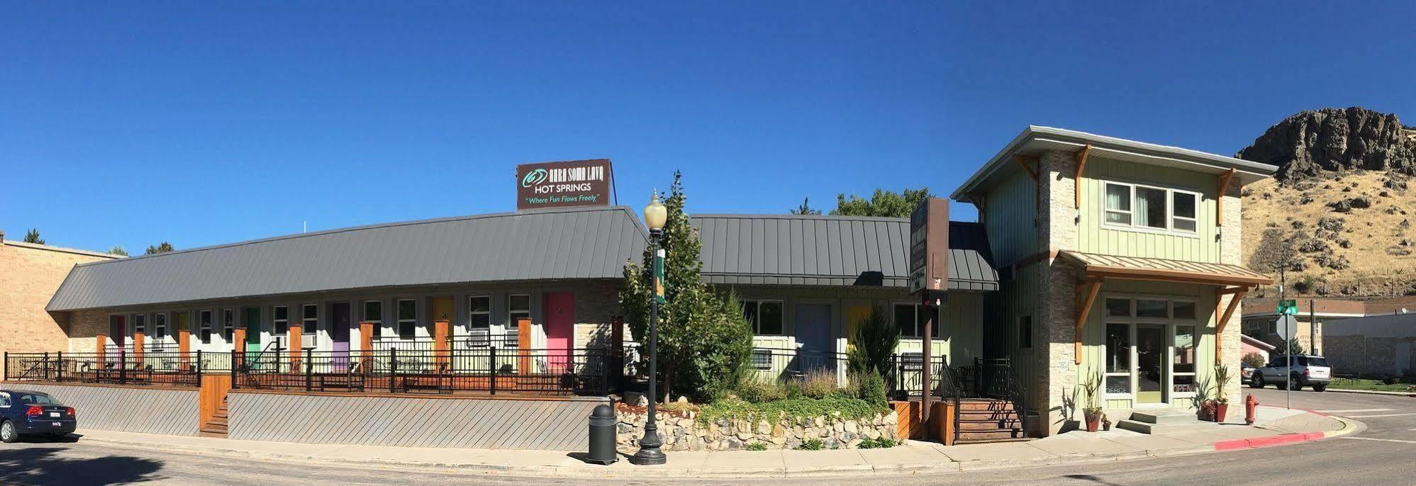 熔岩温泉村 Aura Soma Lava酒店 外观 照片